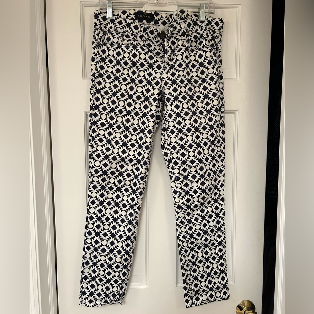 Jcrew navy and white geo print toothpick jeans size 29.  Good condition.